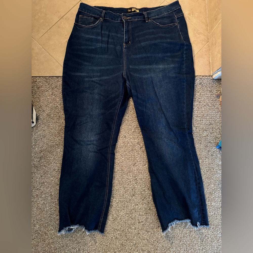 Suzanne Betro Dark Blue Ankle Jeans